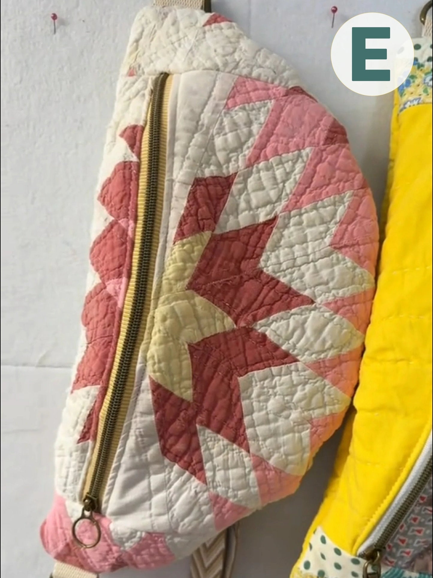 🔥🔥 Vintage-geïnspireerde patchwork gewatteerde schoudertas